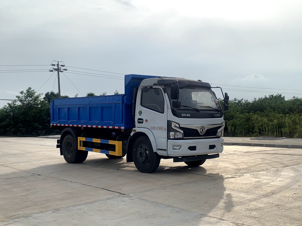 東風多利卡自卸式垃圾車